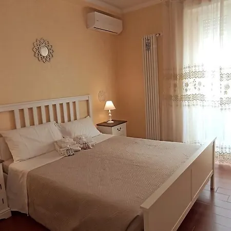 Cinecitta - 50 Meters From Subway Line A Apartment Rom